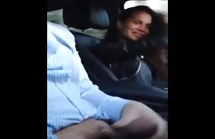 XXX అమ్మాయి ఫక్ కోసం ప్రేరేపించు సోదరుడు మరియు జంప్ తన మొడ్డ.