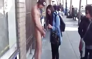 XXX ఆసియ దేశస్థుడు పెద్ధ కర్బూజాలు మేల్కొని ప్రియుడు తో ఒక Blowjob