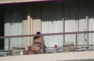 XXX మారింది అమ్మాయి డ్రాయరు మరియు ఇబ్బంది పెట్టాడు స్నేహితురాలు పూకు మూయడం