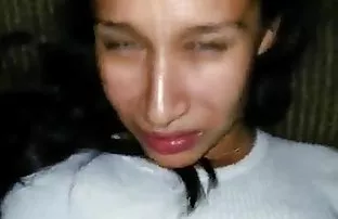 XXX అందమైన వాచ్ తో Russian girl