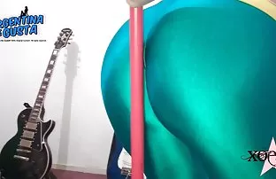 XXX భారీ Papic చించి ఒక సన్నని సన్నని స్త్రీ పతిత