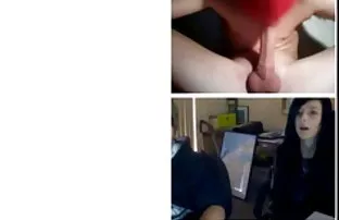 XXX 18 ఏళ్ల అందం మొదటి సారి గాడిద ఫక్ మరియు నోట్లో నా నోరు. ఆమె షాక్!