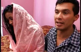 XXX యువ రష్యన్ మహిళా హస్త ప్రయోగం కన్య మృదువైన పూకు