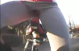 XXX Pikaper వెలిగించి రెడ్ హైర్డ్ అమ్మాయి నోటితో మొడ్ఢ చీకడం లోతు