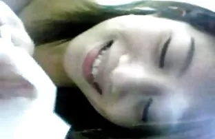 XXX ఫక్ తాగిన నల్లటి జుట్టు గల స్త్రీని ఒక క్యాన్సర్ పార్టీ మీద