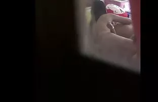 XXX తాత సేడుసుస్ ఆమె మనుమరాలు మరియు ఆమె ఫక్ అయితే తల్లిదండ్రులు బయటకు