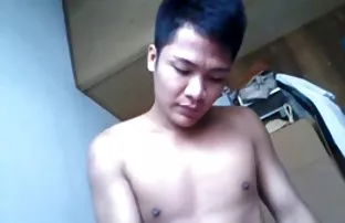 XXX ఇబ్బంది పెట్టాడు స్వీట్ స్నేహితురాలు మరియు ఆమె తల్లి అనుభవించిన