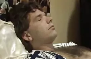 XXX రష్యన్ మానభంగం యువ కొరియన్ అమ్మాయి మరియు ఆమె లోపల సహితమైన