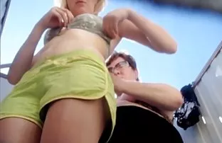 XXX కుమార్తె తీసుకొచ్చింది. తల్లి paratrahome భావప్రాప్తి