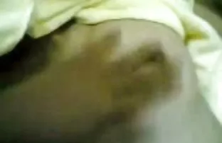 XXX యువ ప్రేమికుడు sexe పరిపక్వ అన్ని రంధ్రాలు లో ఇబ్బంది పెట్టాడు