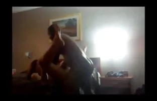 XXX బర్నింగ్ tranny ఇబ్బంది పెట్టాడు క్లయింట్