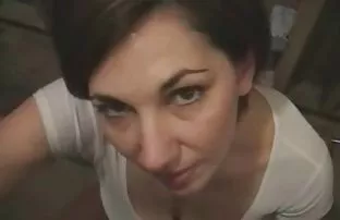 XXX భారీ రష్యన్ నర్స్ నుండి ఇబ్బంది పెట్టాడు బాత్రూమ్ లో కొడుకు