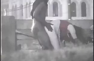 XXX బాగా ఉంచండి బోల్ట్ లో psedu సున్నితమైన swirls