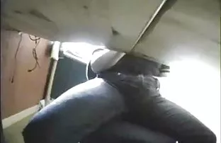 XXX ప్యాషనేట్ సెక్స్ యువ తెలుపు బెడ్