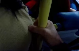 XXX తిరుగుబోతు తో Fucks ప్రియుడు అయితే ఆమె స్నేహితుడు పుస్సీ licks