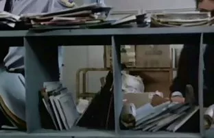 XXX పరిపక్వ తల్లి కుమారుడు ఆకర్షించింది ఆఫ్ కుదుపుల మరియు అతనికి సహాయం. banatica మేకింగ్ నోటితో మొడ్ఢ చీకడం