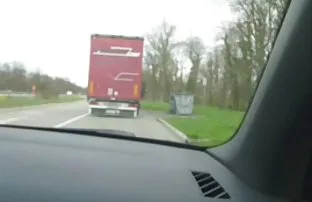 XXX సోదరుడు హామీ తాజా సోదరి తో సెక్స్ కలిగి అతనికి మొదటి సారి