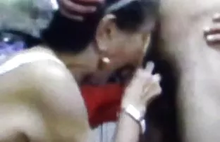 XXX బిగ్ డిక్ ఇబ్బంది పెట్టాడు నోరు మరియు పుస్సీ