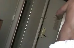 XXX పరిపక్వ స్త్రీ ఆత్మవిశ్వాసం నింపిన రెండు రంధ్రాలు