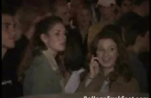 XXX రెండు ధాహంగా bitches pleasuring ఒక పెద్ద డిక్ నిగ్గర్