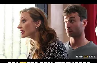 XXX గర్ల్ నేకెడ్ సన్ బాత్ మరియు decided to masturbate